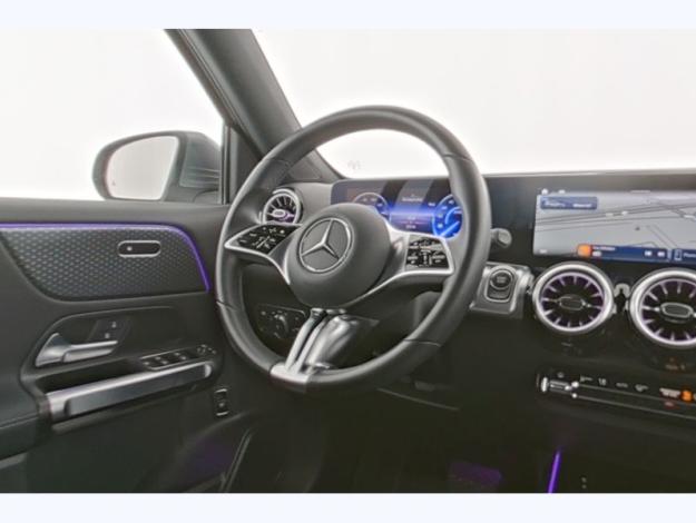 MERCEDES-BENZ EQB 250 + Business Line 7 places  
