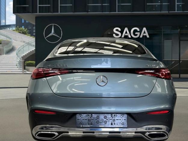 MERCEDES-BENZ GLC 300 d 4M Coupé AMG Attelage Pano  