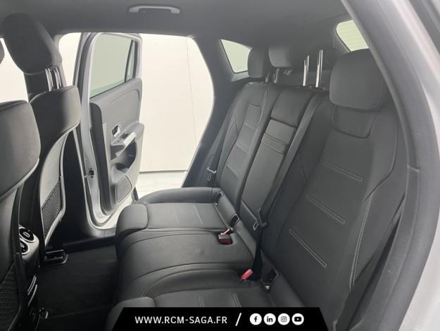 MERCEDES-BENZ EQA 250 AMG Line  