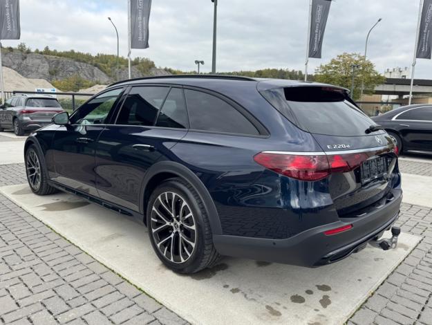 MERCEDES-BENZ E-Klasse E 220 d 4MATIC All-Terrain