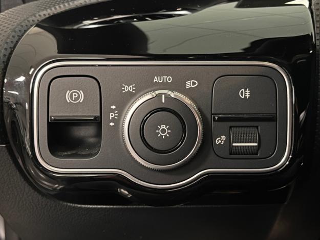 MERCEDES-BENZ Classe A 200 AMG Line  