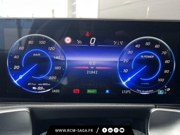 MERCEDES-BENZ EQB 250+ AMG Line  
