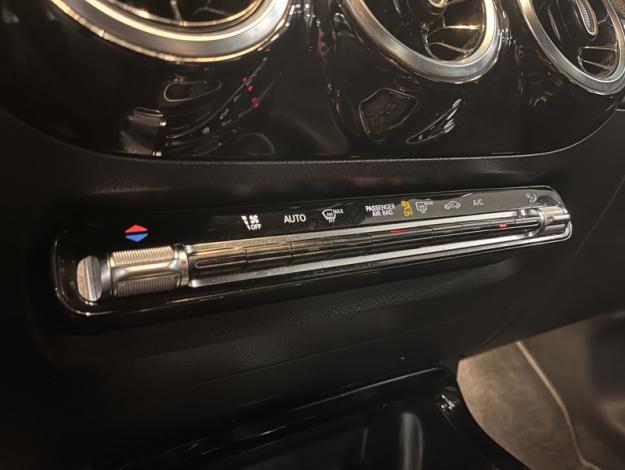 MERCEDES-BENZ Classe B 180 d AMG Line Edition  