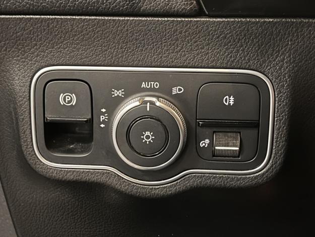 MERCEDES-BENZ Classe B 180 d AMG Line Edition  