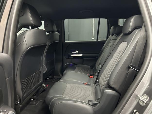 MERCEDES-BENZ EQB 250 + Business Line 7 places  