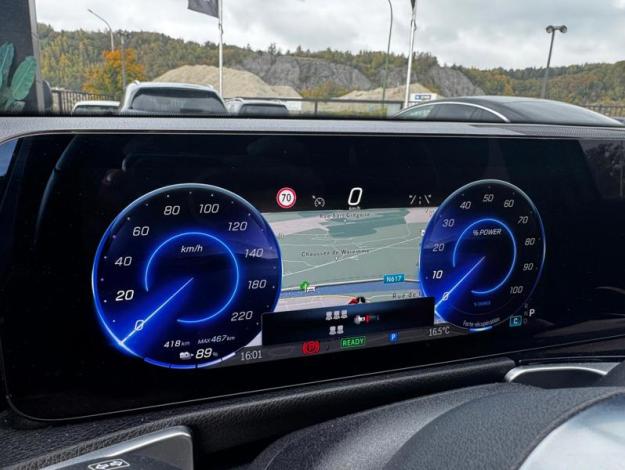 MERCEDES-BENZ EQB 250 + Business Line - 5 ans GARANTIE 