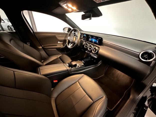 MERCEDES-BENZ Classe A 180 d Progressive Line  