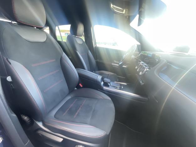 MERCEDES-BENZ GLA 200 d AMG Line  