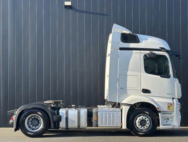 MERCEDES-BENZ Actros 1845 LS 4x2 Streamspace 2.30M  