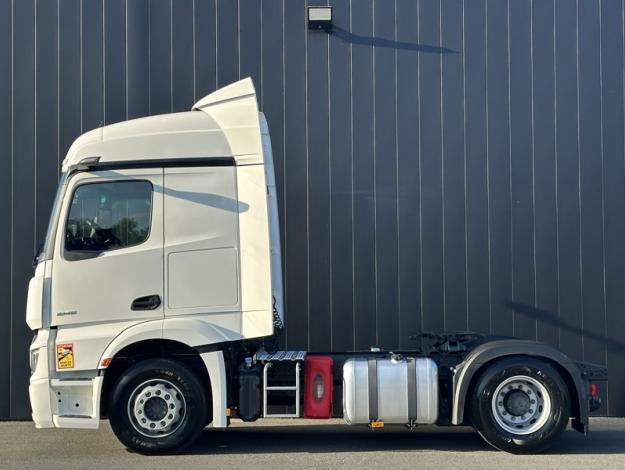 MERCEDES-BENZ Actros 1845 LS 4x2 Streamspace 2.30M  