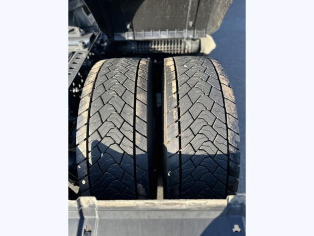 MERCEDES-BENZ Actros 1845 LS 4x2 Streamspace 2.30M  