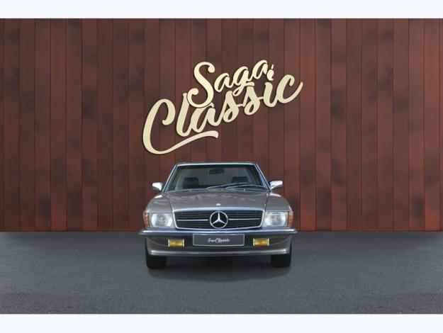 MERCEDES-BENZ 300 SL R107  