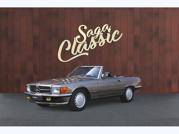 MERCEDES-BENZ 300 SL R107  