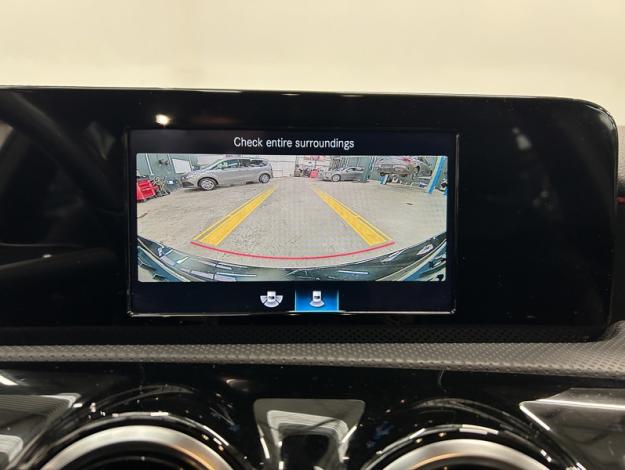 MERCEDES-BENZ A 200 d Berline AMG PAck Night  