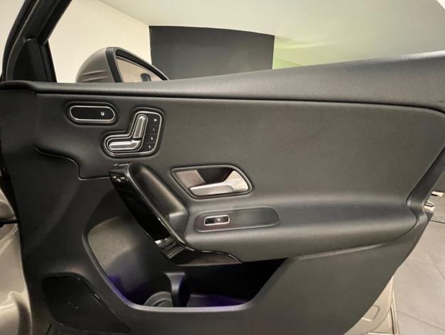 MERCEDES-BENZ Classe A 200 d Business Line  Classe A 200 d Business Line