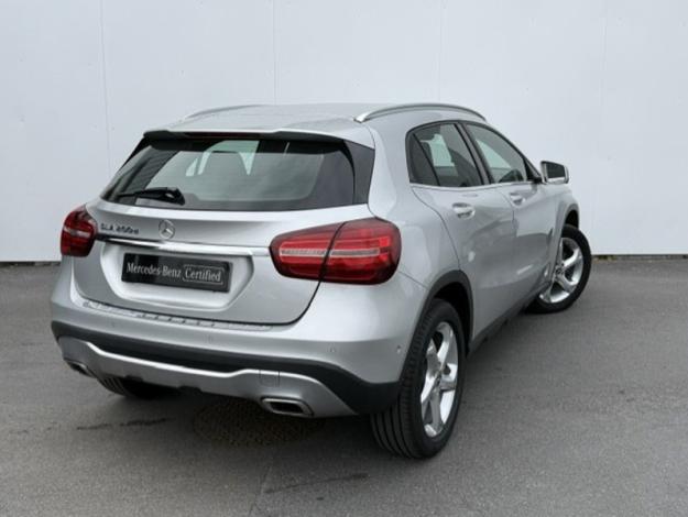 MERCEDES-BENZ GLA 200 d Sensation  