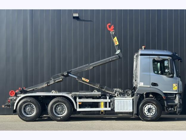 MERCEDES-BENZ Arocs 2643 6x4  ClassicSpace Bras Hyva  