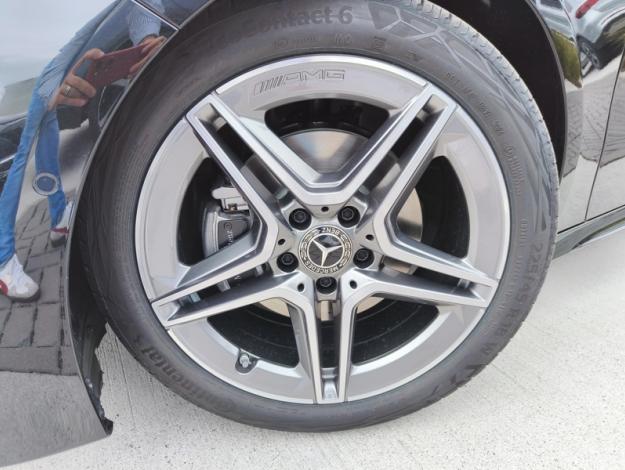 MERCEDES-BENZ A 180 d AMG Line - SAGA Huy (+32 85 23 69 00) 
