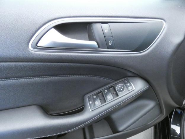MERCEDES-BENZ Classe B B 180 d Sensation Urban 