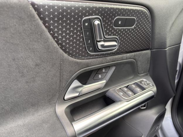 MERCEDES-BENZ EQA 250+  EQA 250+ Edition