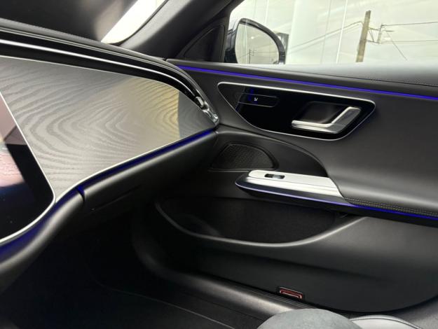 MERCEDES-BENZ E-Klasse E 300 de Estate