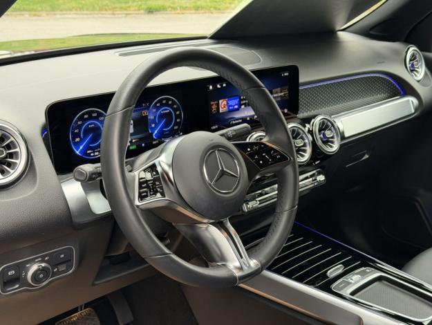 MERCEDES-BENZ EQB 250 + Luxury Line 7 places Facelift  