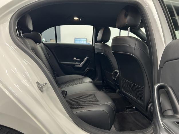 MERCEDES-BENZ A 200 Progressive MBUX LED 17p  