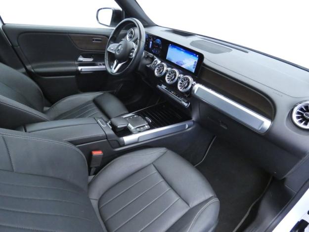 MERCEDES-BENZ GLB 200 d Progressive Line  