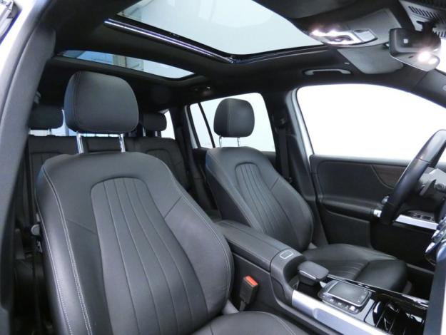 MERCEDES-BENZ GLB 200 d Progressive Line  