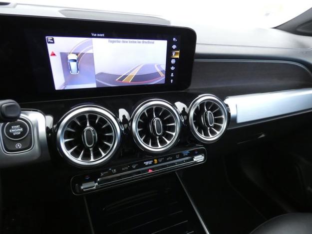 MERCEDES-BENZ GLB 200 d Progressive Line  