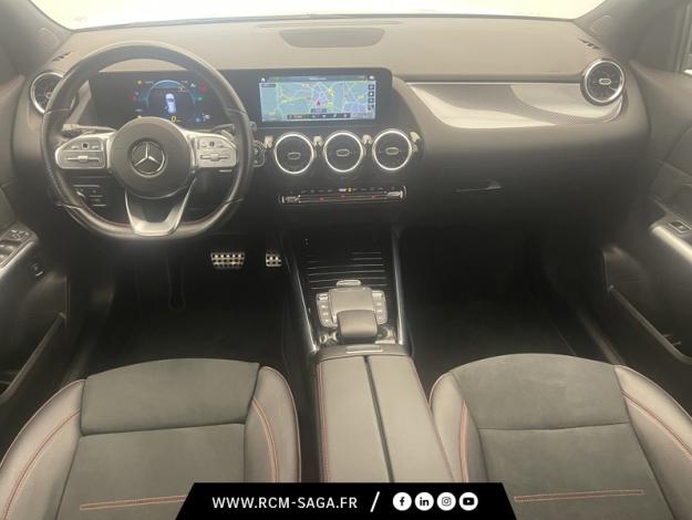 MERCEDES-BENZ GLA 200 d AMG Line  