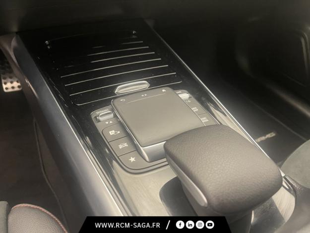 MERCEDES-BENZ GLA 200 d AMG Line  