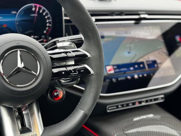 MERCEDES-BENZ E-Klasse Mercedes-AMG E 53 HYBRID 4MATIC+ Limousine