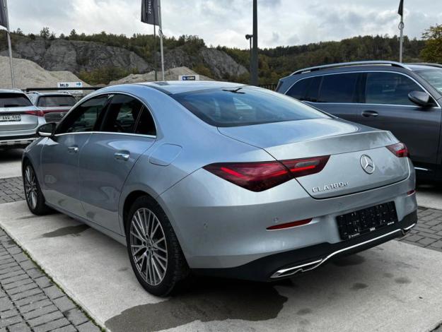 MERCEDES-BENZ CLA 180 d Coupé Luxury Line  