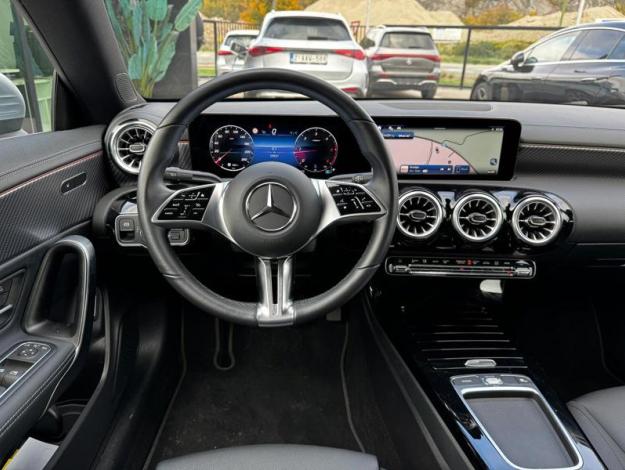 MERCEDES-BENZ CLA 180 d Coupé Luxury Line  