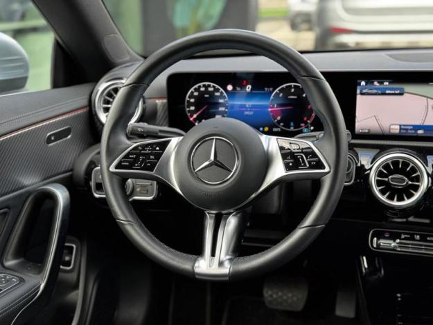 MERCEDES-BENZ CLA 180 d Coupé Luxury Line  