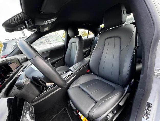 MERCEDES-BENZ CLA 180 d Coupé Luxury Line  