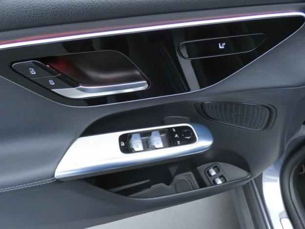 MERCEDES-BENZ GLC SUV GLC 300 e Hybrid EQ 4MATIC Avantgarde Line  