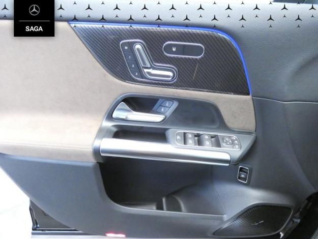 MERCEDES-BENZ GLA 200 d AMG Line  GLA 200 d AMG Line