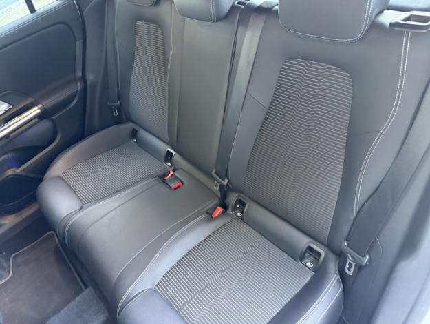 MERCEDES-BENZ GLA 200 d Progressive Line  