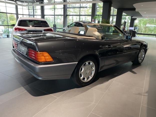 MERCEDES-BENZ SL 320  