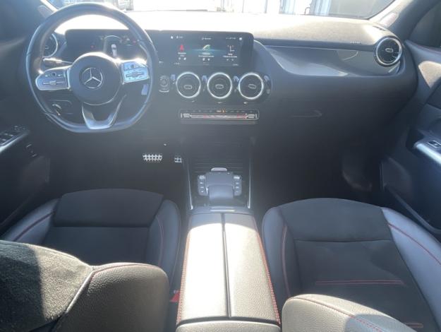 MERCEDES-BENZ GLA 200 d AMG Line  GLA 200 d AMG Line