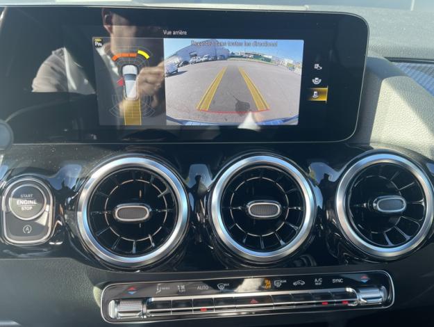 MERCEDES-BENZ GLA 200 d AMG Line  GLA 200 d AMG Line