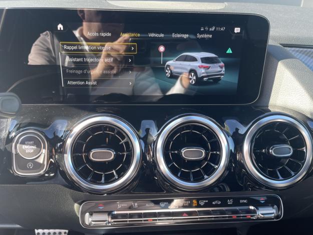 MERCEDES-BENZ GLA 200 d AMG Line  GLA 200 d AMG Line
