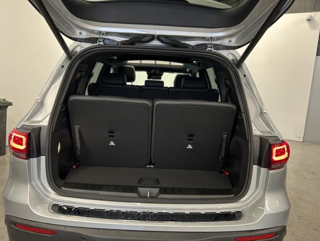 MERCEDES-BENZ EQB EQB 300 4MATIC