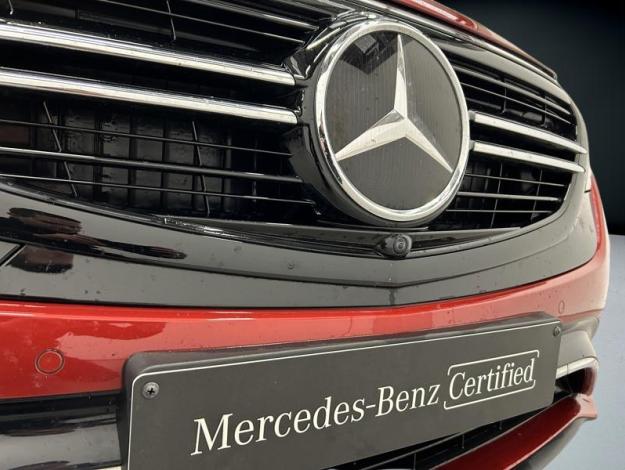 MERCEDES-BENZ EQC 400 4MATIC AMG Line Toit ouvrant  