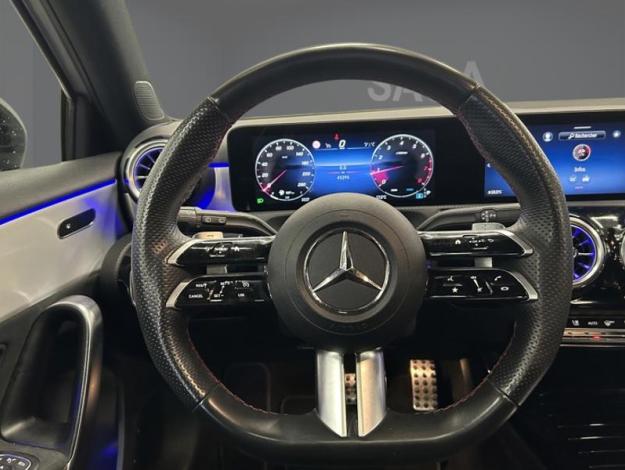 MERCEDES-BENZ A 180 AMG Pack Night Pano Facelift  