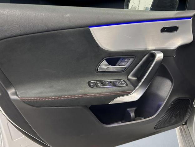 MERCEDES-BENZ A 180 AMG Pack Night Pano Facelift  