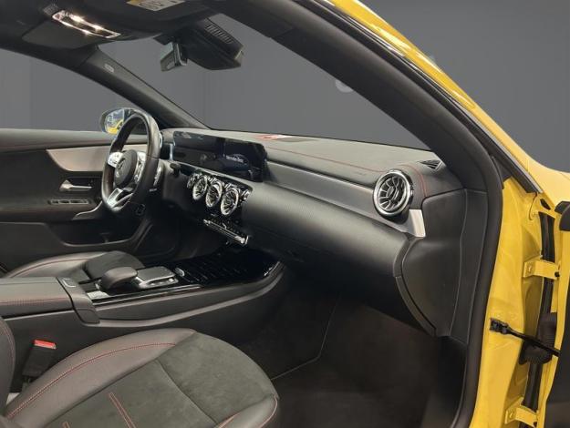 MERCEDES-BENZ CLA 180 d Coupé AMG Line  