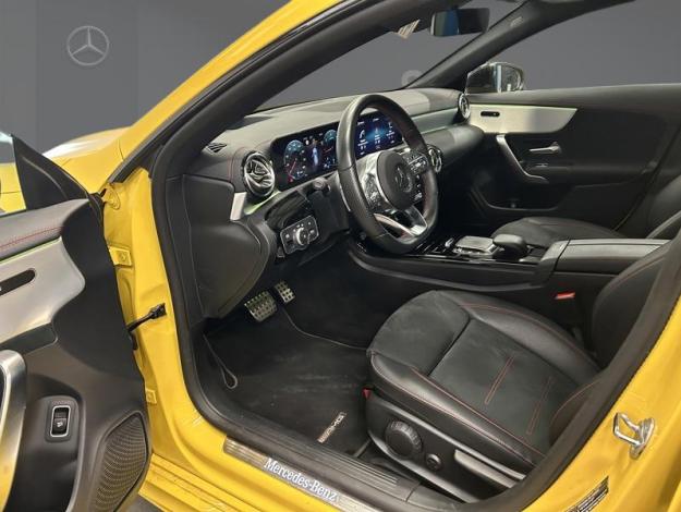 MERCEDES-BENZ CLA 180 d Shooting Brake AMG Line  